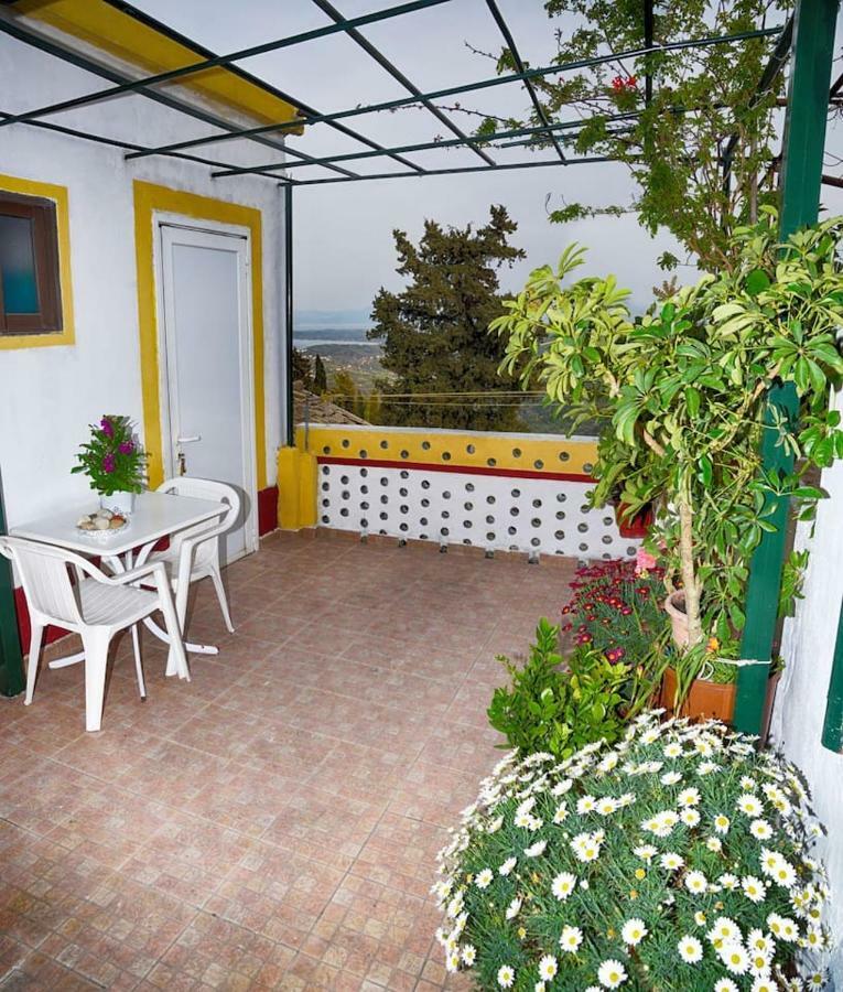 Villa Eleni's House à Chlomos Extérieur photo